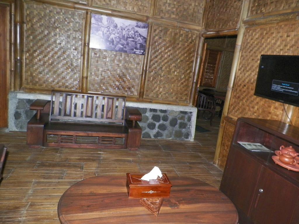 Villa Kampung Karuhun Sutan Raja Bandung Oda fotoğraf