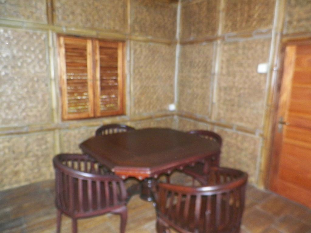 Villa Kampung Karuhun Sutan Raja Bandung Oda fotoğraf