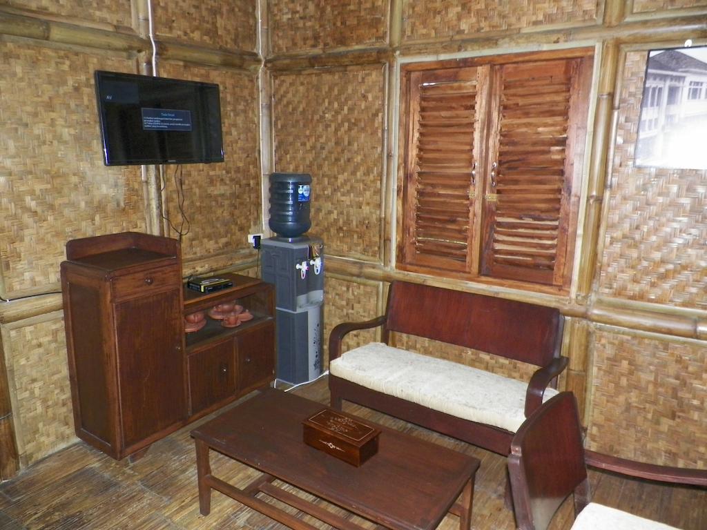 Villa Kampung Karuhun Sutan Raja Bandung Oda fotoğraf