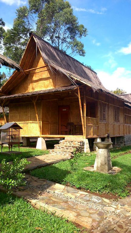 Villa Kampung Karuhun Sutan Raja Bandung Dış mekan fotoğraf